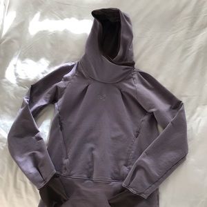 Arc’teryx sweatshirt